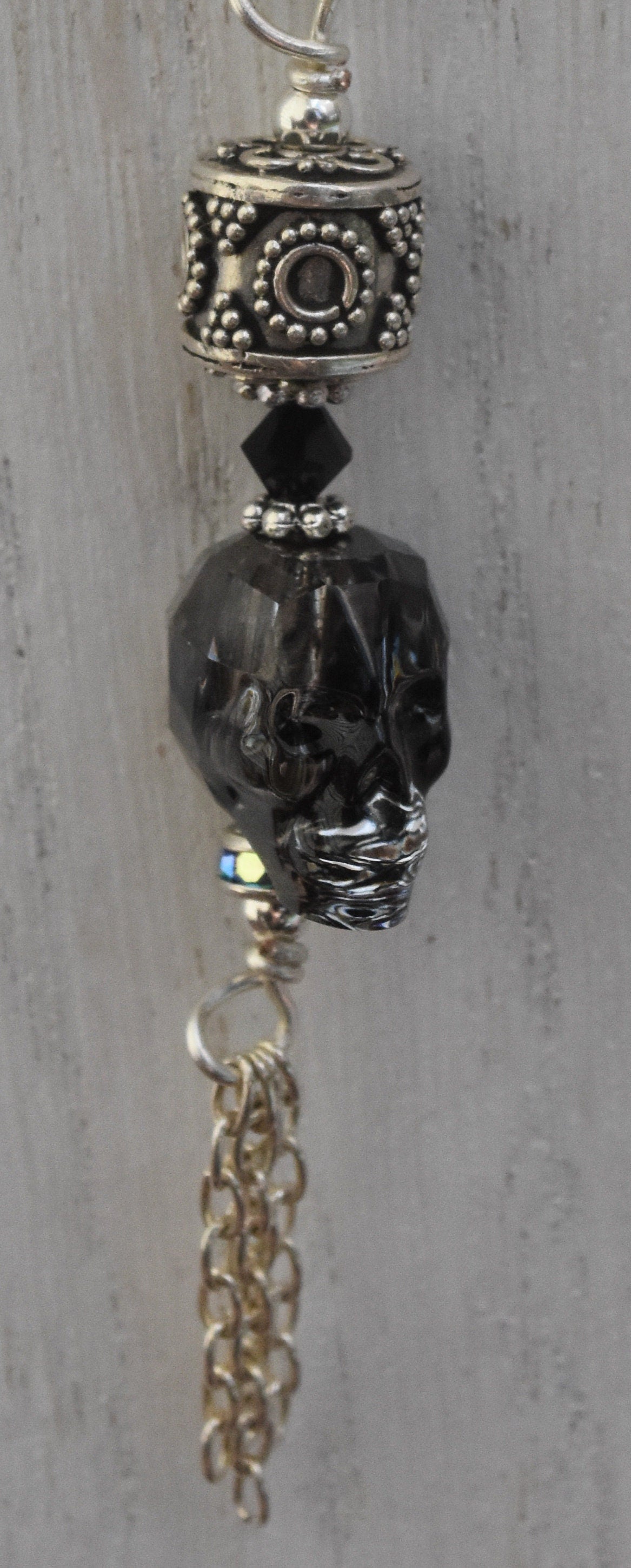 Skull Necklace, Sterling Silver Beads and Chain, Black Agate, Labradorite, Gothic Skull, 16"