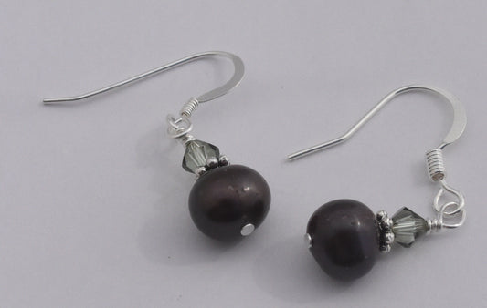 Black Pearl Drop Earrings