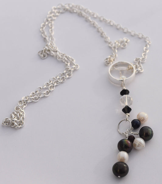 Freshwater Pearl Pendant Necklace